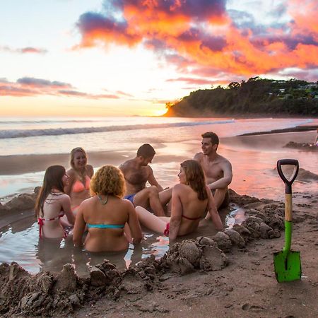 Hot Water Beach Top 10 Holiday Park Hotwater Beach Экстерьер фото