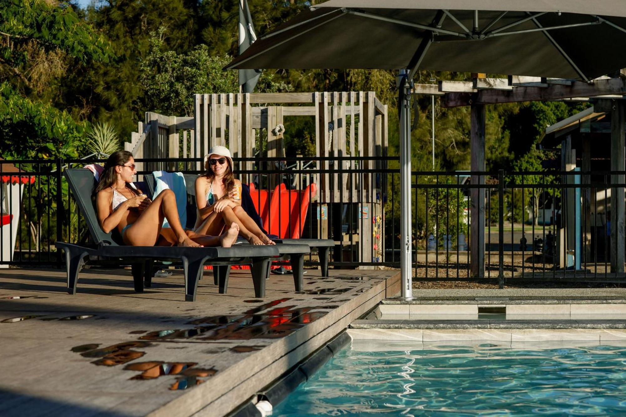 Hot Water Beach Top 10 Holiday Park Hotwater Beach Экстерьер фото