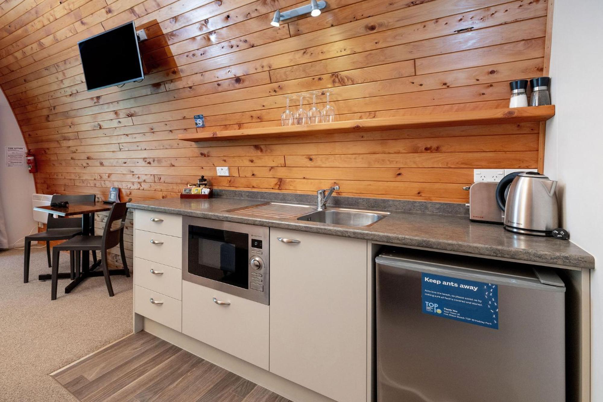 Hot Water Beach Top 10 Holiday Park Hotwater Beach Экстерьер фото