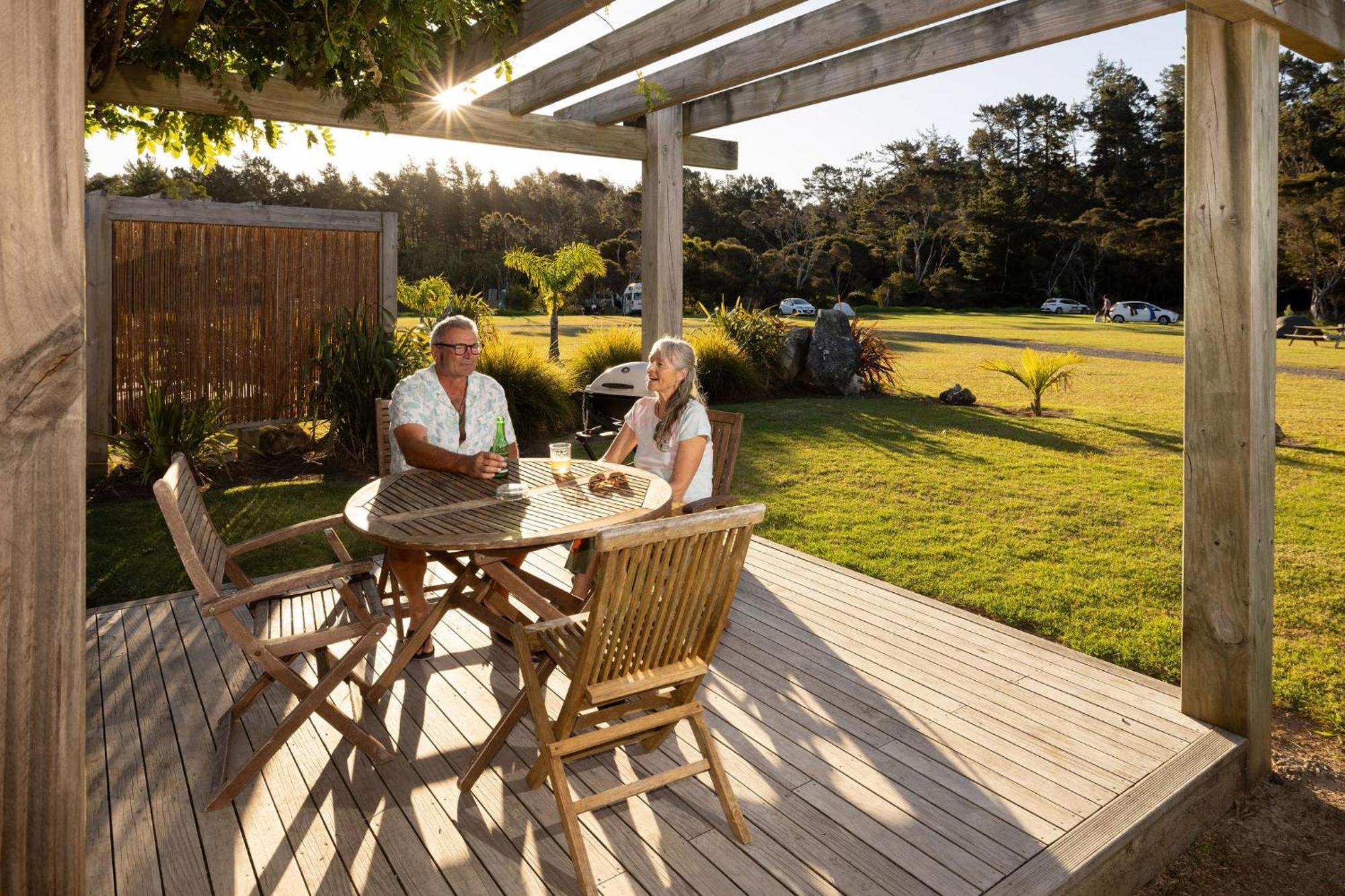 Hot Water Beach Top 10 Holiday Park Hotwater Beach Экстерьер фото